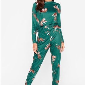 Tiger pj set